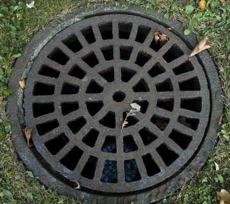 Tyhjennämme kaikki kotitalouksien ja yrityksien kaivot